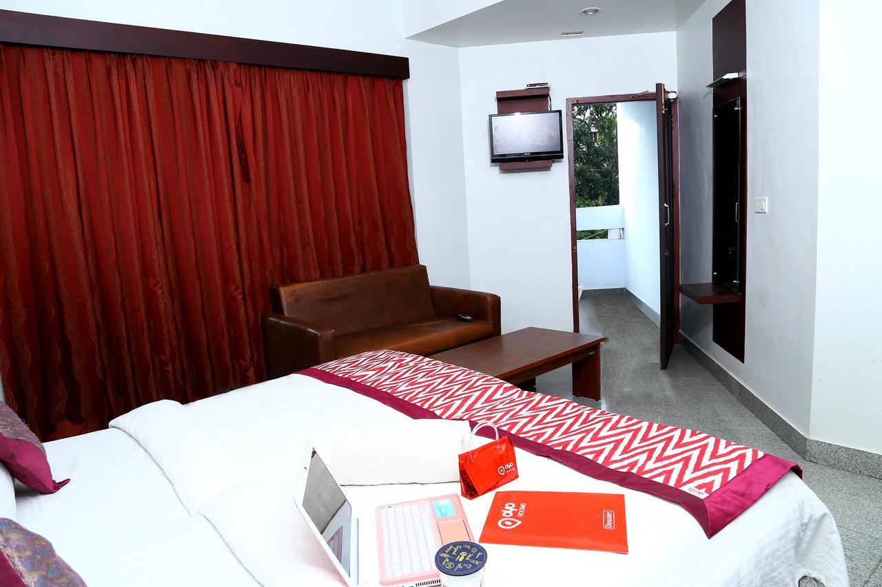 Oyo 9116 Thamburu International Hotel Thiruvananthapuram ภายนอก รูปภาพ