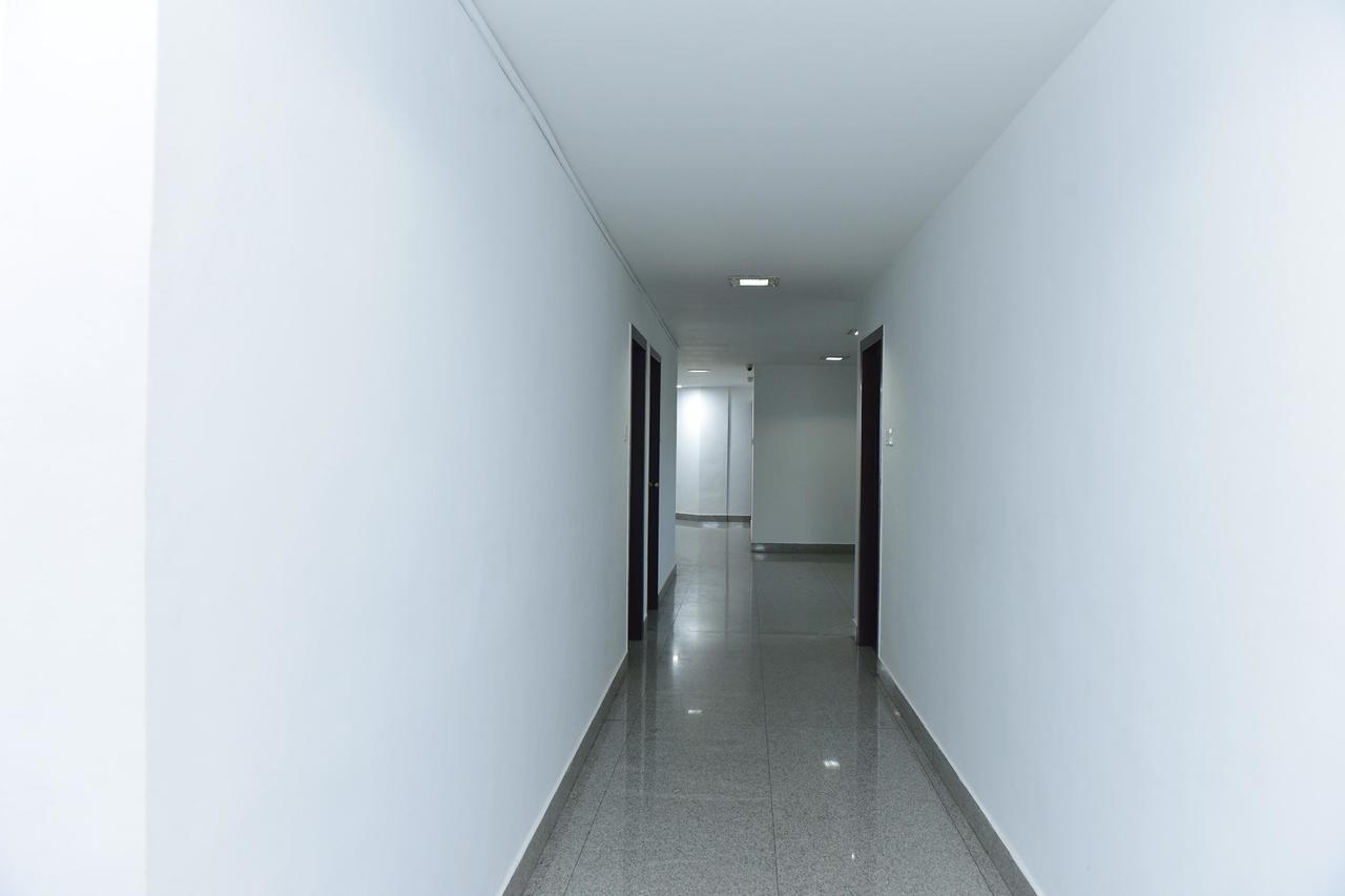Oyo 9116 Thamburu International Hotel Thiruvananthapuram ภายนอก รูปภาพ