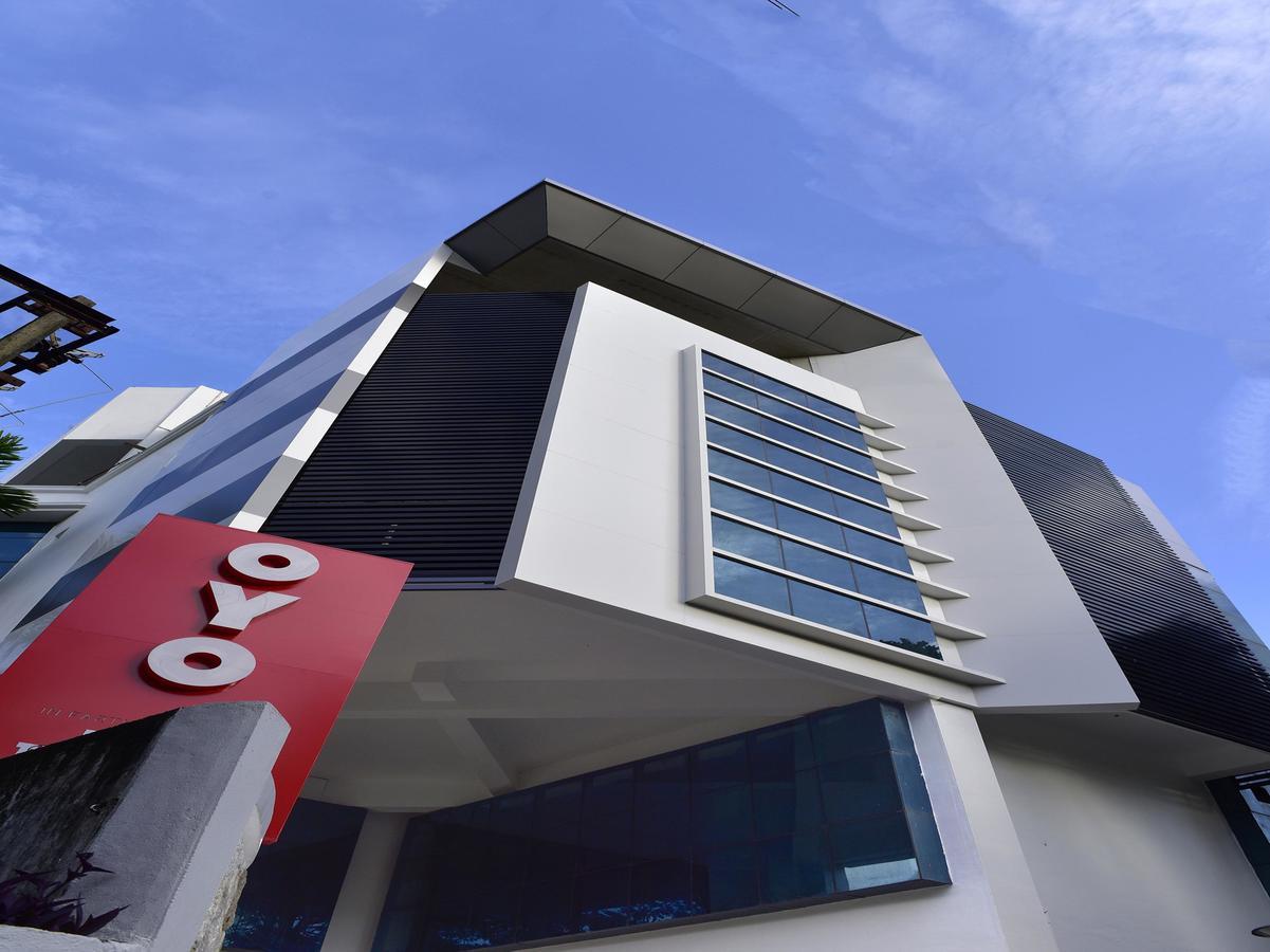 Oyo 9116 Thamburu International Hotel Thiruvananthapuram ภายนอก รูปภาพ