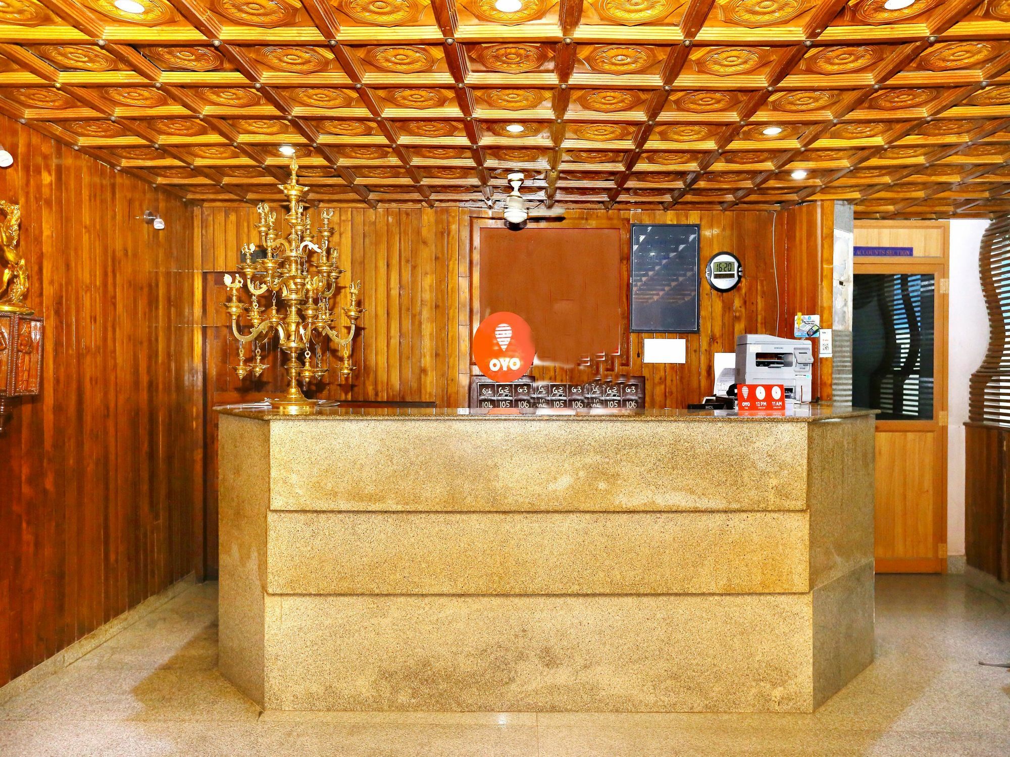 Oyo 9116 Thamburu International Hotel Thiruvananthapuram ภายนอก รูปภาพ